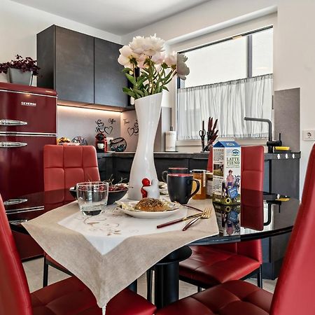 Apartment Il Cuore Rosso Naturns Exterior photo
