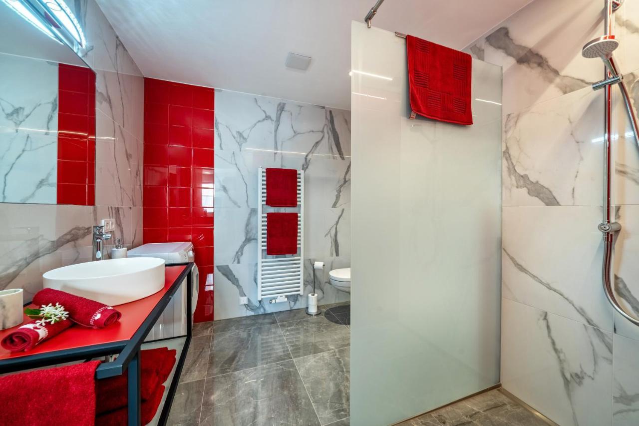 Apartment Il Cuore Rosso Naturns Exterior photo