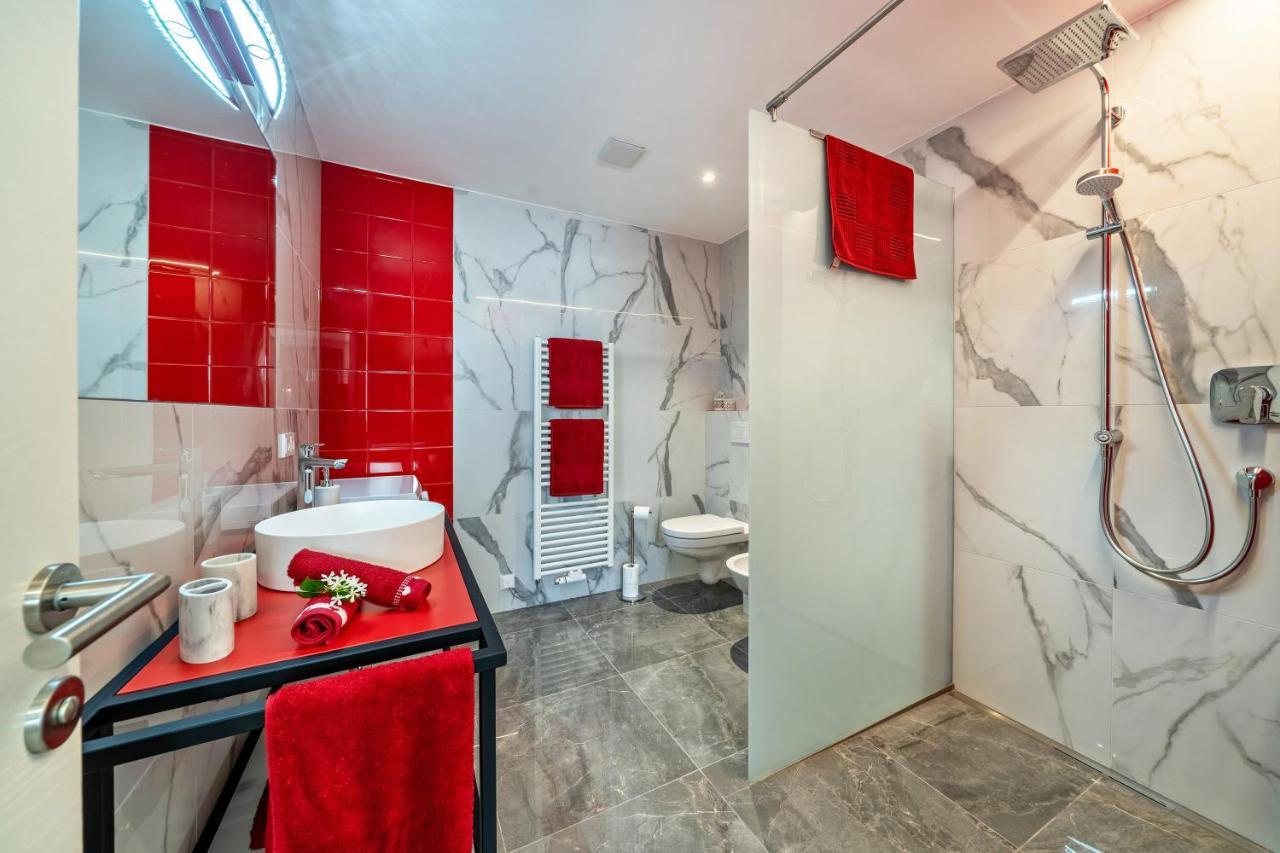 Apartment Il Cuore Rosso Naturns Exterior photo